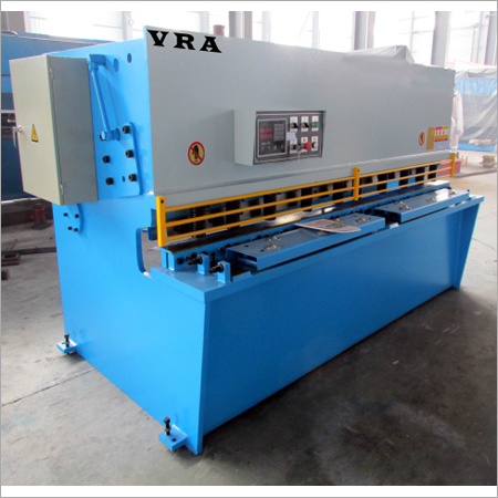 Hydraulic Shearing Machine - Steel, 10mm Capacity, Variable Dimensions | Durable, Economical, High Pressure, Reliable Metal Cutting Solutions