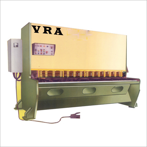 Hydraulic Shearing Machine - Steel, 10mm Capacity, Variable Dimensions | Durable, Economical, High Pressure, Reliable Metal Cutting Solutions