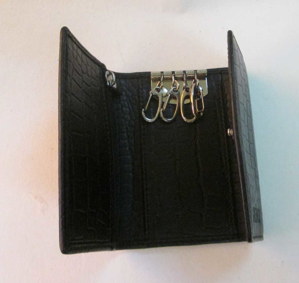 Leather Key Ring Holder - Genuine Leather, 3x2x1 Inches, Multiple Colors | Handcrafted Quality, Compact & Customizable Design, Easy Key Organization