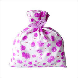 कॉटन ड्रॉस्ट्रिंग बैग