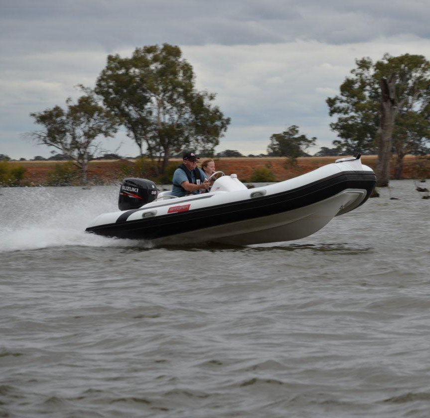 Liya 11ft/3.3m Inflatable Rib Boat - Hypalon Tubes, 3 Air Chambers, 5-person Capacity | Safe, Durable, And Versatile For Cruising, Fishing, And Transportation