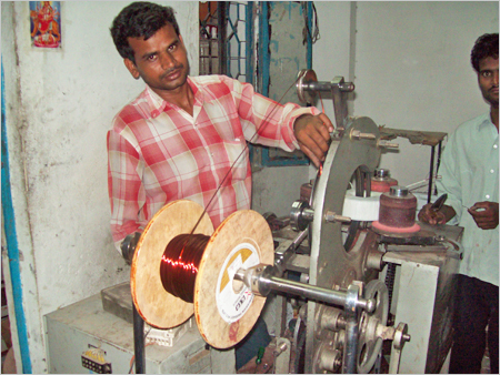 स्टेबिलाइज़र के लिए टोरोइडल ट्रांसफार्मर