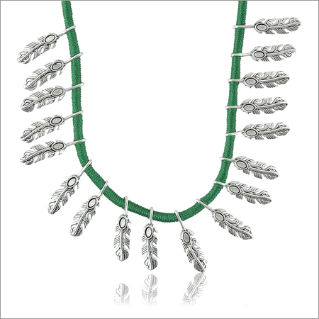 हरा कपड़ा कतरा हार