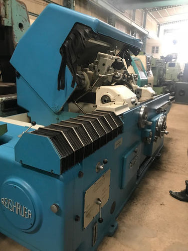 Thread Grinder Reishauer US - 450 mm Grinding Length, 250 mm Part Diameter, 870 mm Center Distance, 40° Max Angle, 4850 kg Weight | Precision Thread Grinding Machine with Low Maintenance and Robust Design