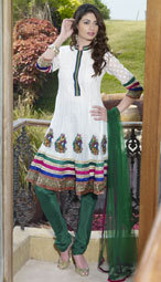 कैजुअल पहनने के लिए सलवार कुर्ता