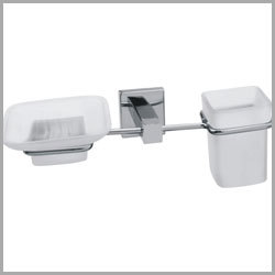 साबुन और टूथब्रश होल्डर