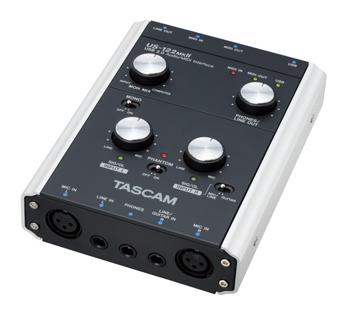 Tascam US144 MKII एक उच्च गुणवत्ता वाला ऑडियो इंटरफ़ेस है जो रिकॉर्डिंग और प्लेबैक के लिए आदर्श है। इसमें विभिन्न इनपुट और आउटपुट विकल्प हैं, जिससे इसे संगीत उत्पादन और लाइव प्रदर्शन के लिए उपयुक्त बनाया जाता है।