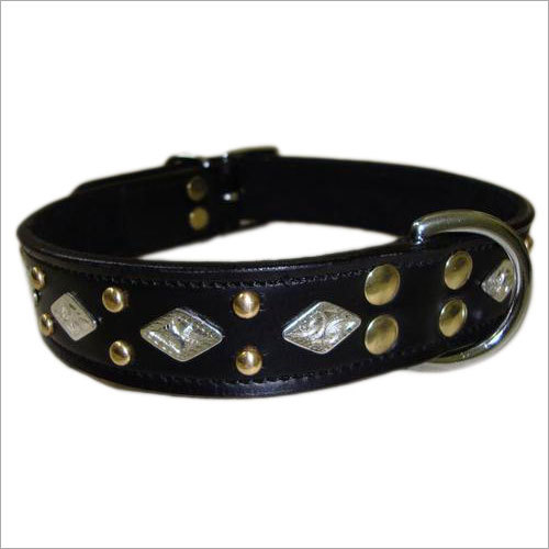 कशीदाकारी डॉग कॉलर