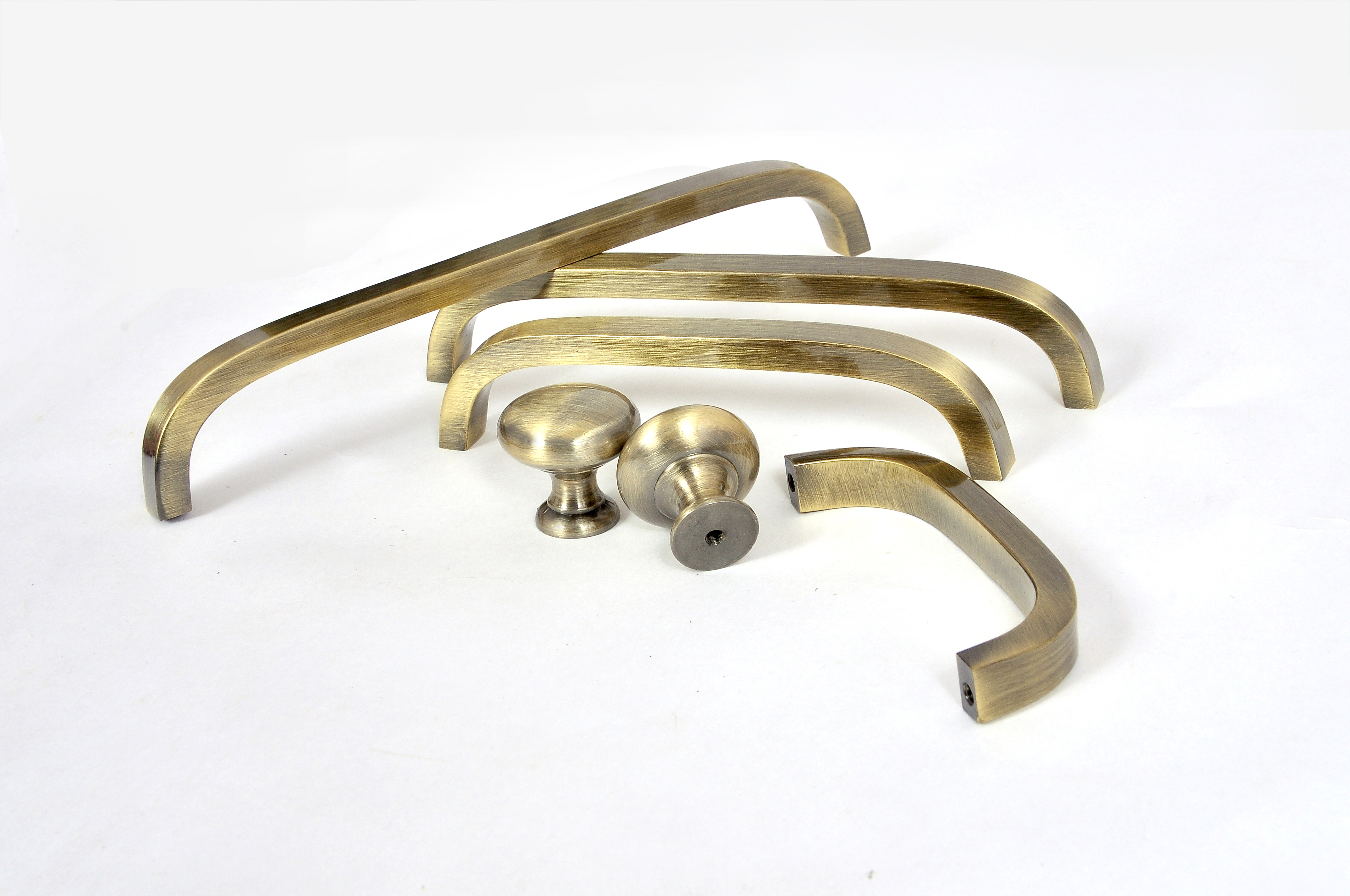 Round Brass Knob Diameter: 32 Millimeter (Mm)