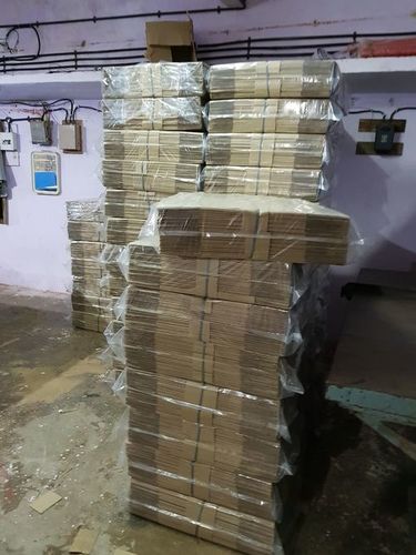 औद्योगिक कागज़ की चादरों के बक्से