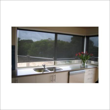 रोलर ब्लाइंड्स - सन स्क्रीन