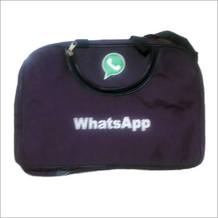 फैंसी एग्जेक्टिव बैग