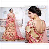 बहु रंग कढ़ाई लहंगा