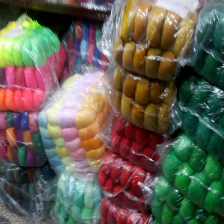 स्पन पॉलियेस्टर थ्रेड्स