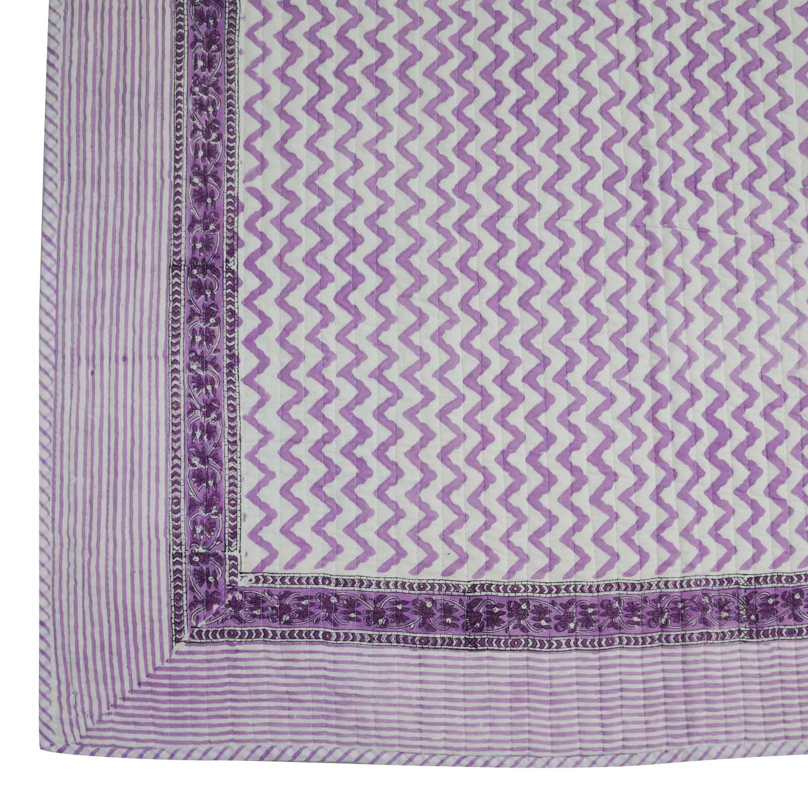 Zigzag Block Print Cotton Kantha Quilt Size: Queen