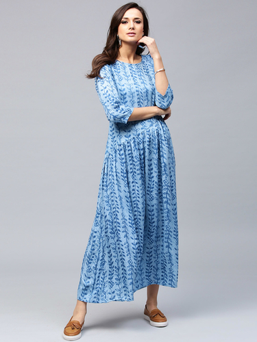 Ladies Traditional Gown - Silk, Sizes: XS-XXXL, Available in Varied Lengths, Decorative Patterns, Ideal for All Seasons | Washable, Intricate Design