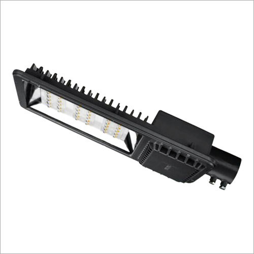 100W सौर LED स्ट्रीट लाइट