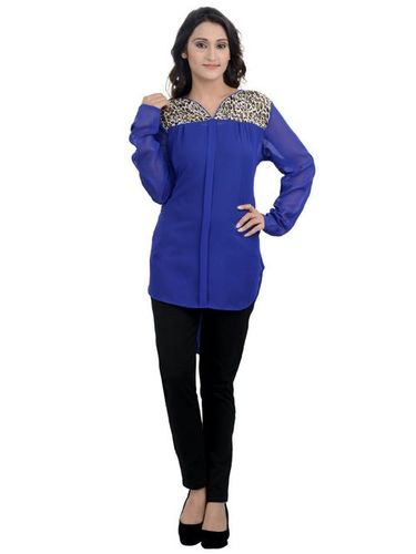 Ladies Causal Top Size: Small