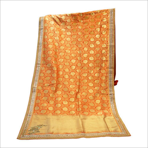 महिलाओं की कांजीवरम साड़ी