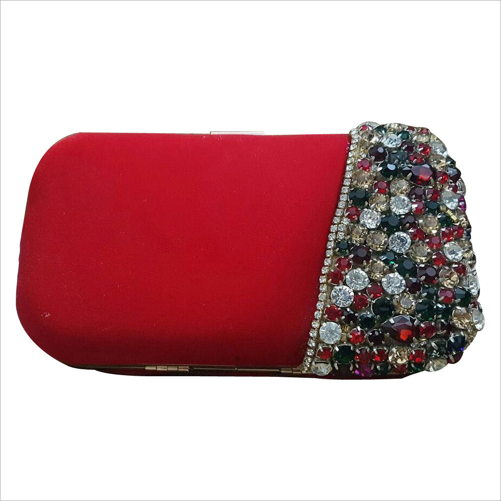 फैशनेबल लेडिज क्लच