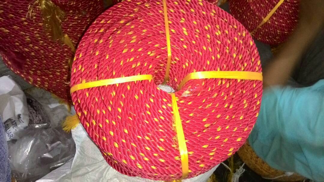 Polyester Colour Yarn