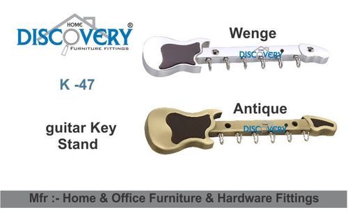 सिल्वर एंड गोल्डन फैंसी रॉब हुक