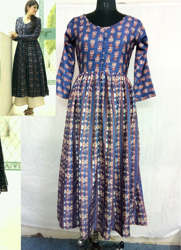 ब्लू सेल्फी अनारकली कुर्ती