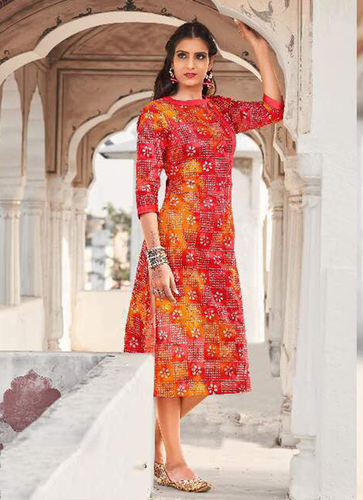 डिज़ाइनर प्रिंटेड अंगरखा कुर्ती