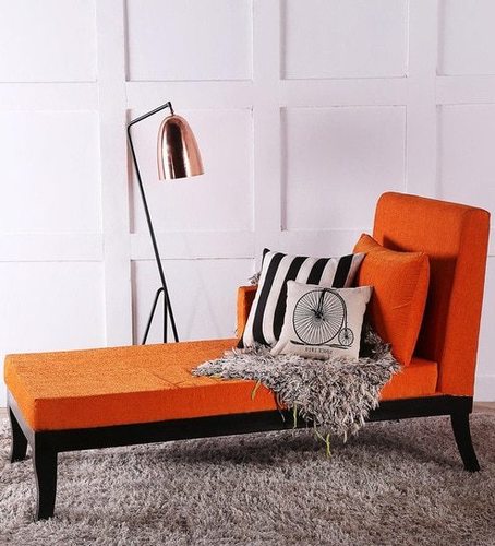 वुडस्टुक द्वारा कीनू रंग में दस्तकारी लाउंजर