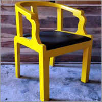  लकड़ी के कैफे की कुर्सी