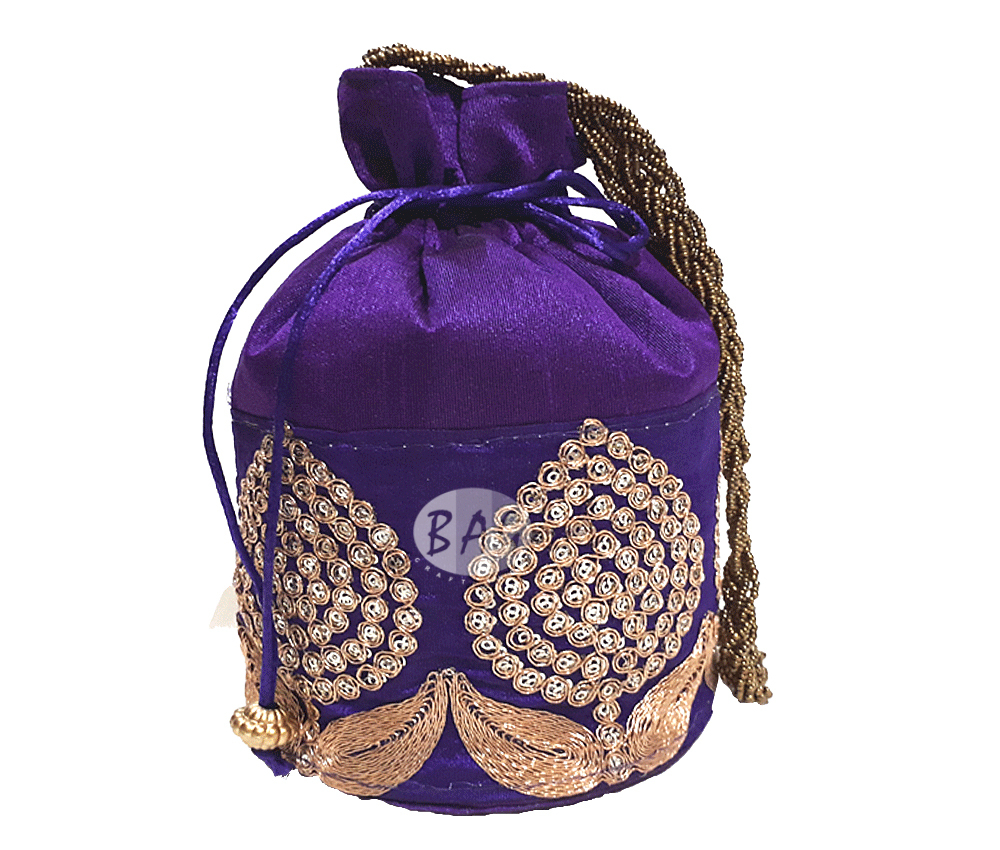Mehendi Sangeet Return Gifts - Silk Material, 8x7x4 Inches , Assorted Colors Perfect For Festive Celebrations And Memorable Gifting