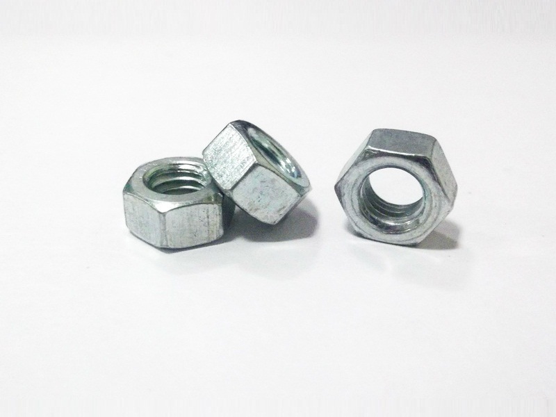 Hex Nuts (Din 934) - Stainless Steel, Pack Of 1000 Pieces | Hexagonal Head Type, Corrosion Resistant, Highly Tensile, Polished, Lightweight
