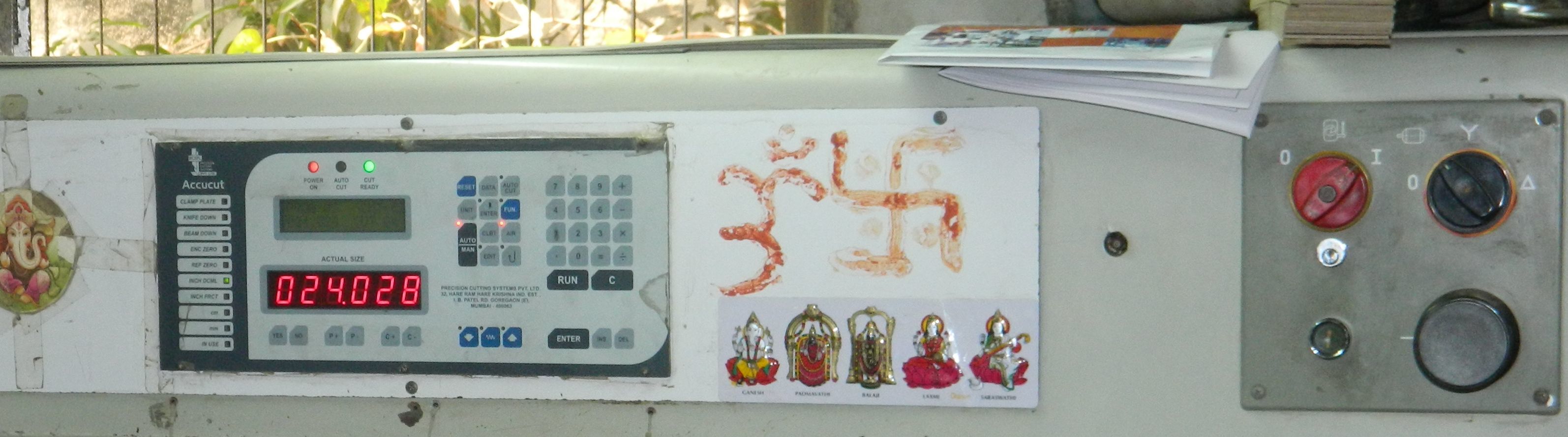 Automatic Accucut Cutting Machine Program