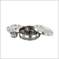 उभड़ा हुआ मसाला डब्बा