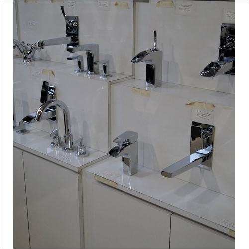 बाथरूम फिटिंग्स