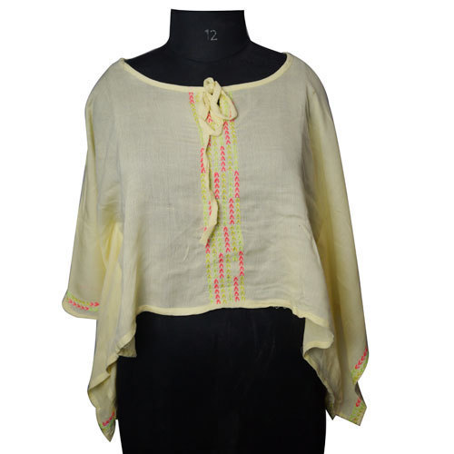 बिना आस्तीन वाली महिलाओं की टॉप