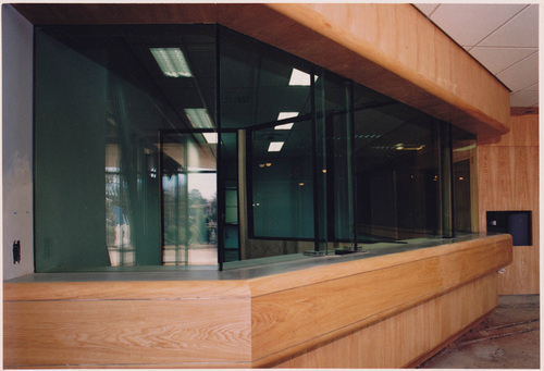 पारदर्शी लेमिनेटेड कांच