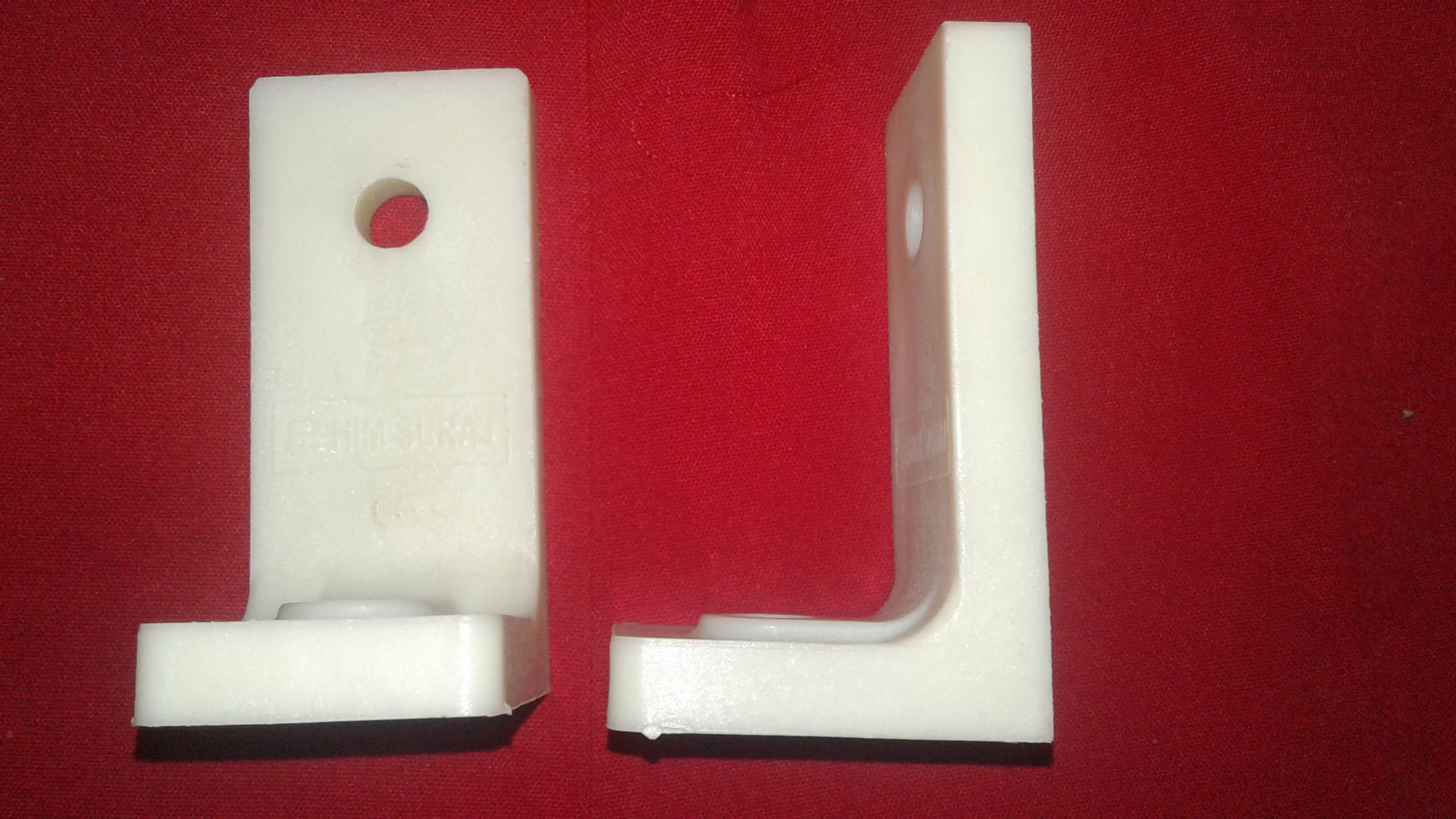 L Type Busbar Support Application: Industrial