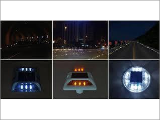 सोलर रोड स्टड