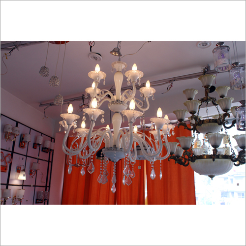 डिजाइनर चांदनी