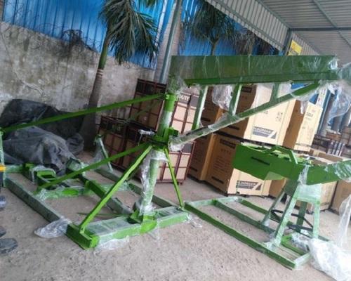 Monkey Lift Machine - Hoist Mount, 10 Ft Boom Length, 360-degree Movement | Material Hoist, 500 Kg Capacity, 7.5 Hp Motor, 1-year Warranty