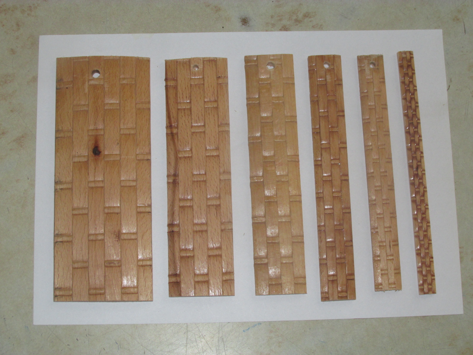 Solid Wood Boards Embossing Moulding