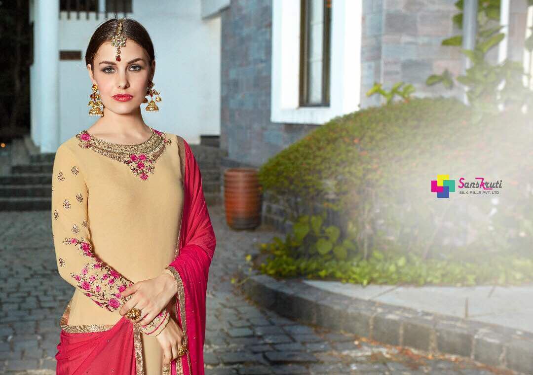 Georgette Salwar Kameez With Embroidary Work