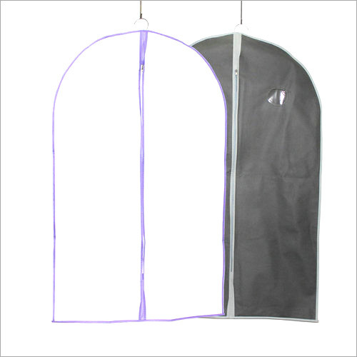 गर्मेंट कवर