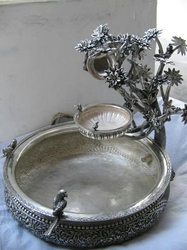 सिल्वर डेकोर आइटम्स