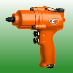 3/8 “स्क्वायर ड्राइव सुपर ड्यूटी इम्पैक्ट रिंच