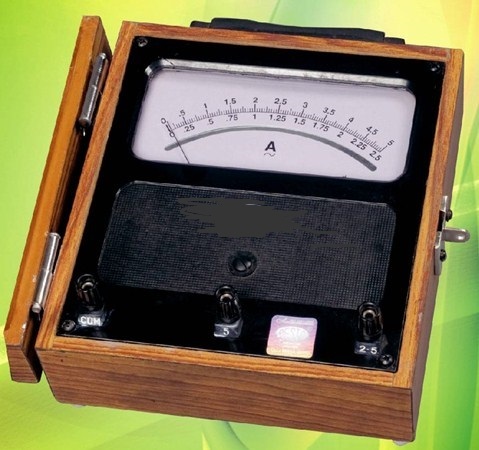 Moving Coil Portable Meter (Dc)