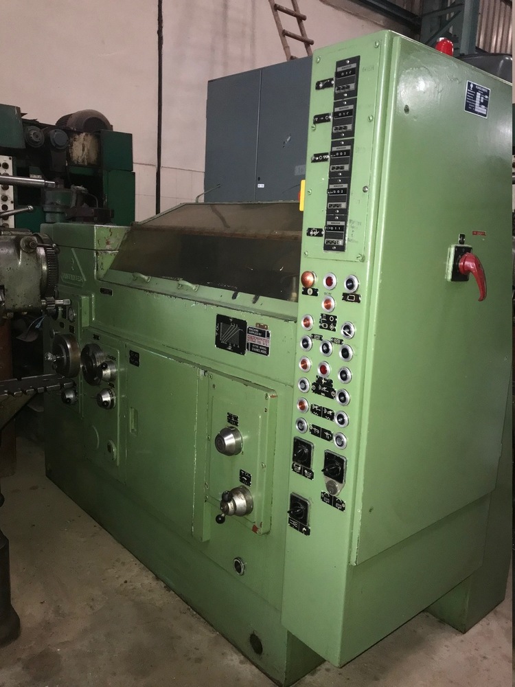 KLINGELNBERG AGW 230 Hob Sharpening Machine