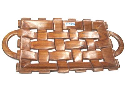 लकड़ी की थाली