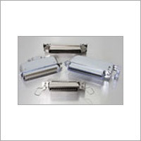 रैक और पैनल कनेक्टर्स